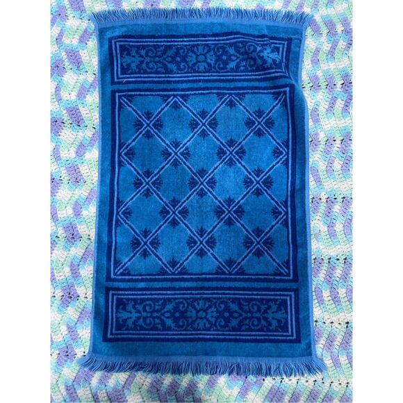 Vintage Hand Towel - Picture 1 of 4